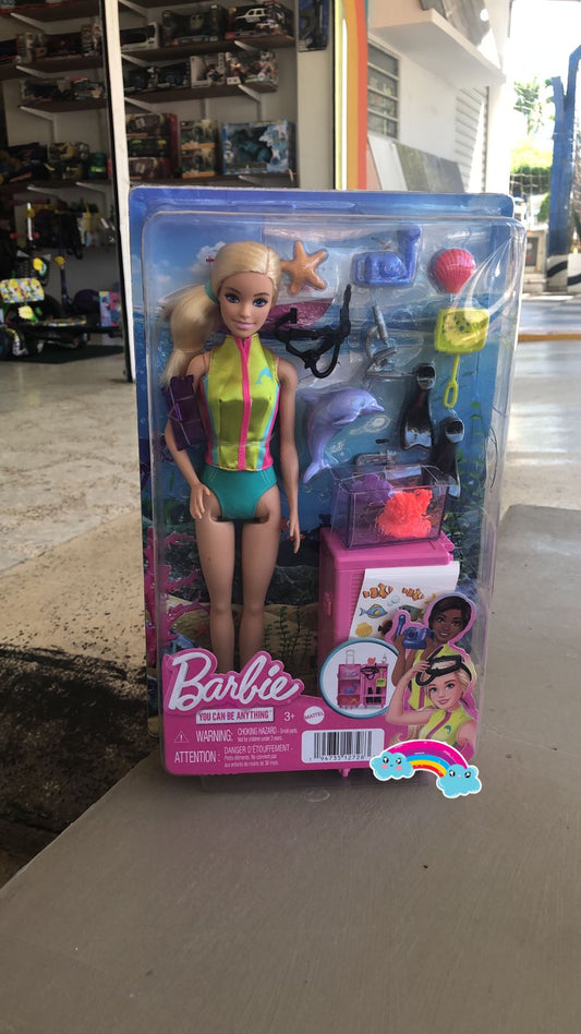 Barbie biologa marina
