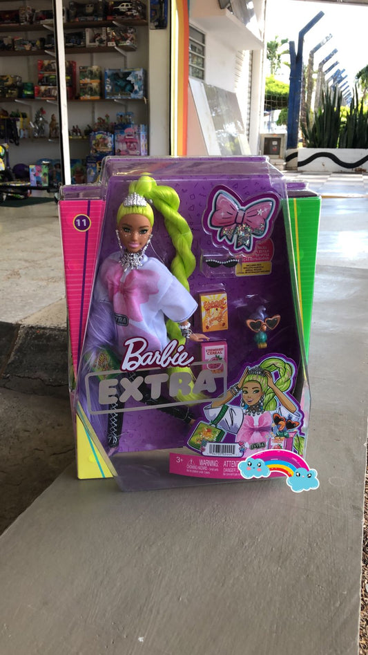 Barbie extra No 11 con cabello verde neon